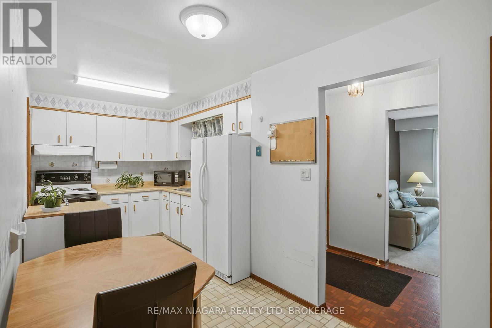 5630 Levine Street, Niagara Falls, Ontario  L2J 3M7 - Photo 31 - X13242360