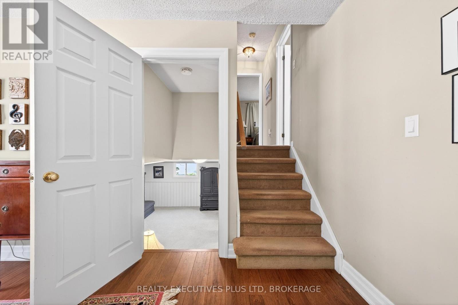 8462 Regan Drive, Niagara Falls, Ontario  L2G 7P7 - Photo 16 - X13242468