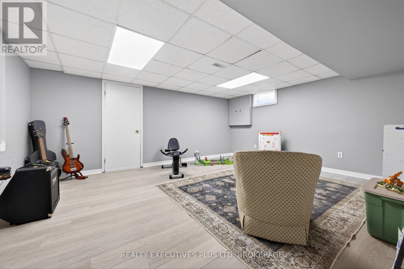 8462 Regan Drive, Niagara Falls, Ontario  L2G 7P7 - Photo 32 - X13242468