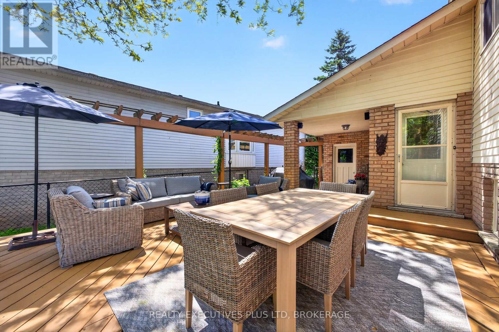 8462 Regan Drive, Niagara Falls, Ontario  L2G 7P7 - Photo 37 - X13242468