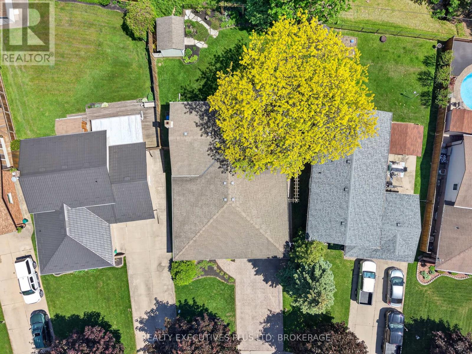 8462 Regan Drive, Niagara Falls, Ontario  L2G 7P7 - Photo 39 - X13242468
