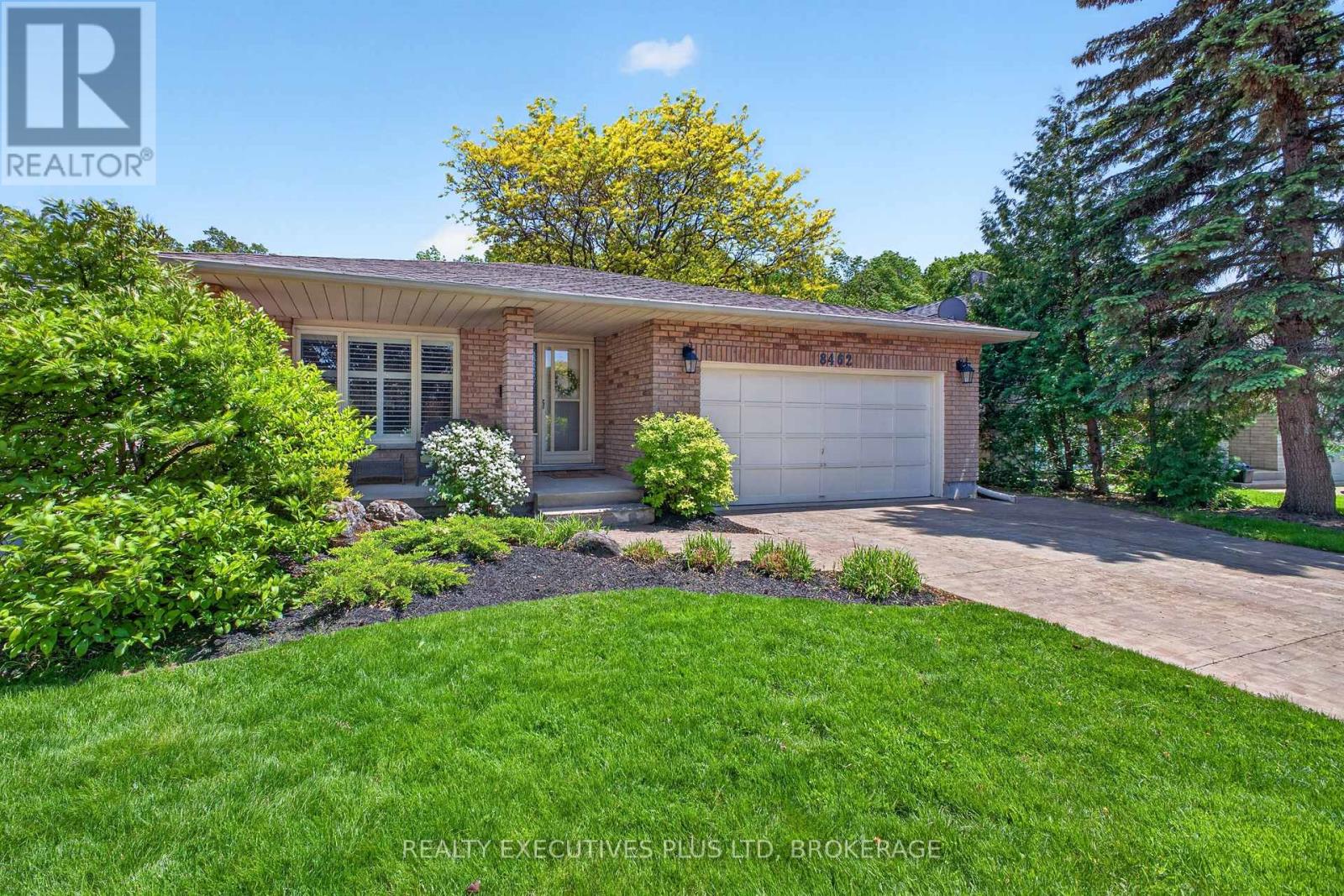 8462 Regan Drive, Niagara Falls, Ontario  L2G 7P7 - Photo 4 - X13242468
