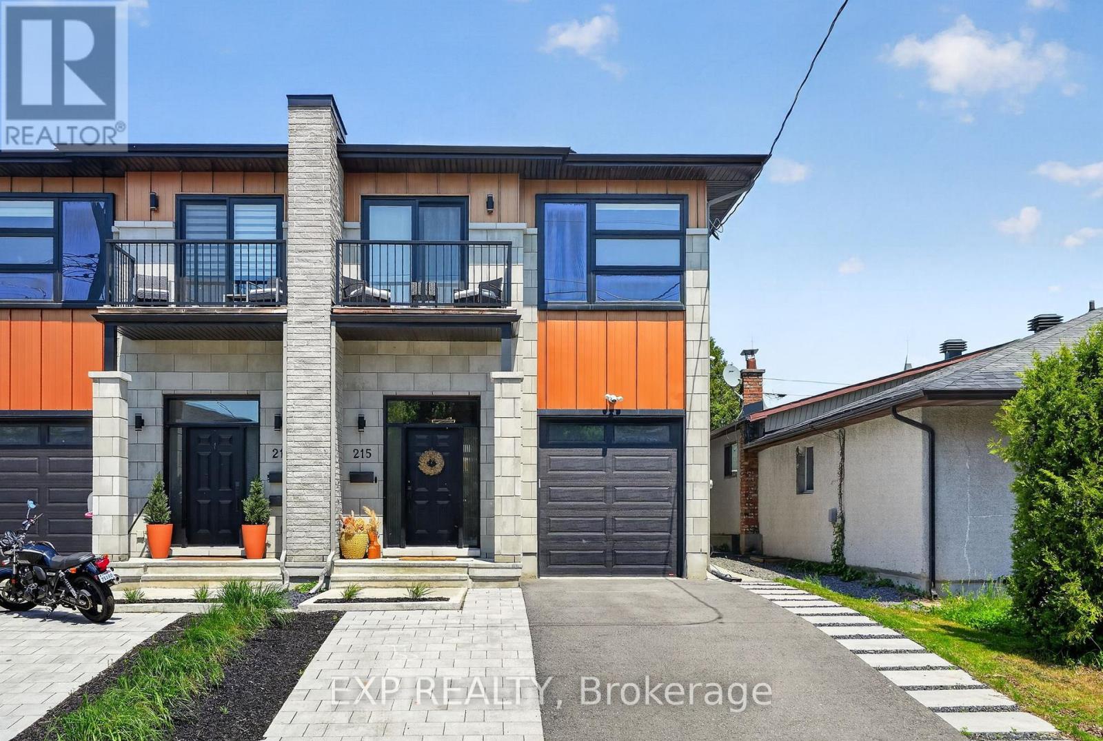 215 Columbus Avenue, Ottawa, Ontario  K1K 1P7 - Photo 2 - X13241764