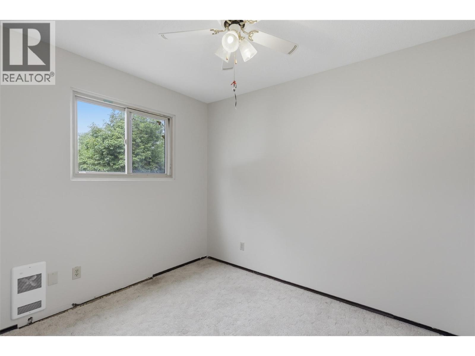 2641 Young Place, Kamloops, British Columbia  V2B 8A4 - Photo 13 - 10389828
