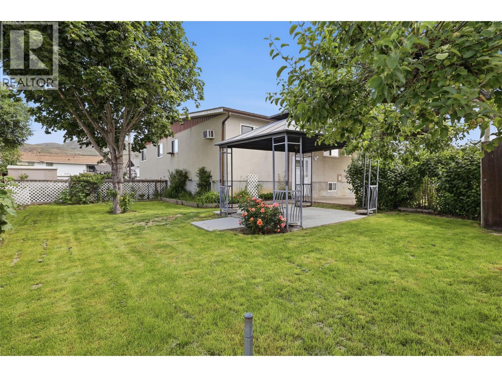 2641 Young Place, Kamloops, British Columbia  V2B 8A4 - Photo 6 - 10389828