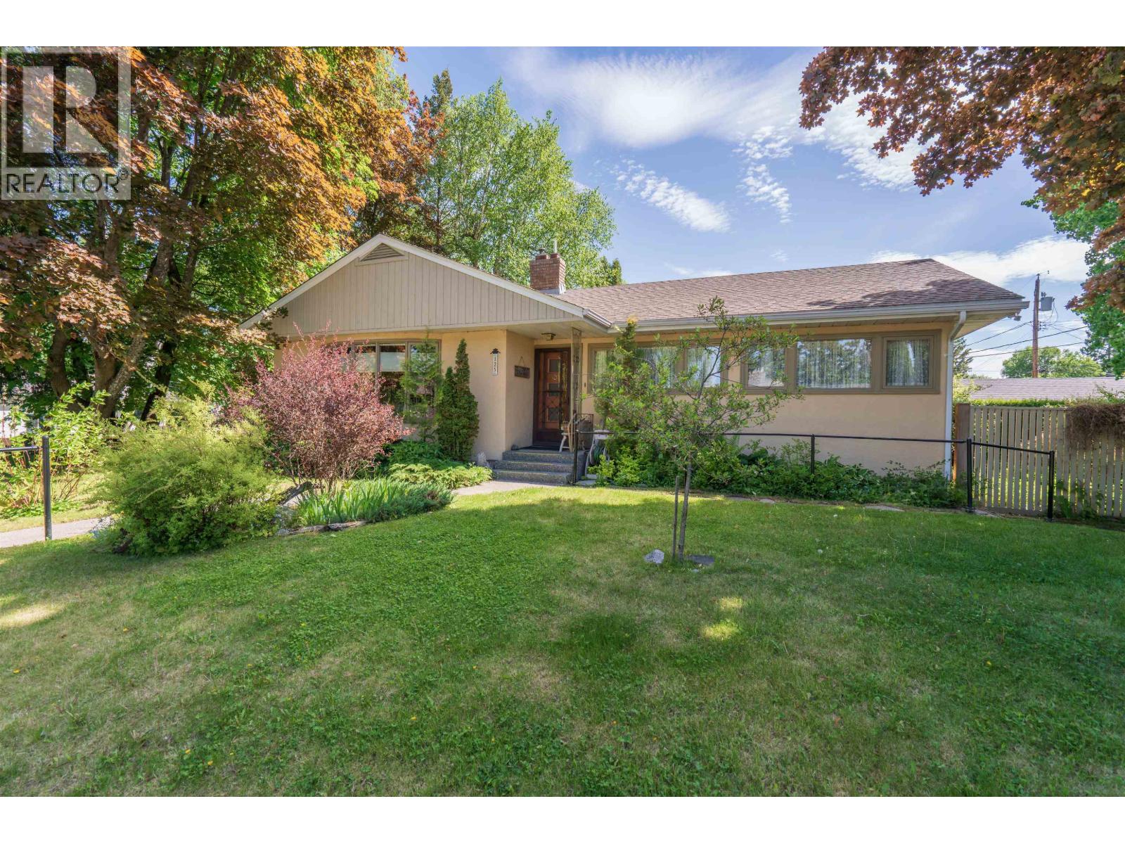 125 15th Avenue, Prince George, British Columbia  V2L 3W3 - Photo 1 - R3132077