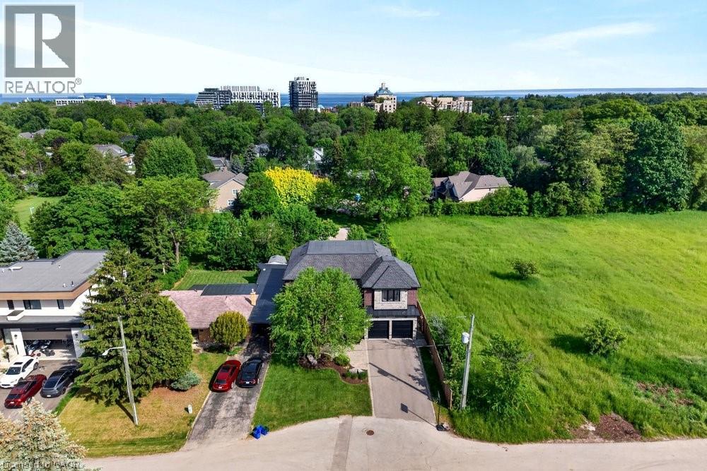 2470 Applewood Drive, Oakville, Ontario  L6L 1V9 - Photo 46 - 40836553