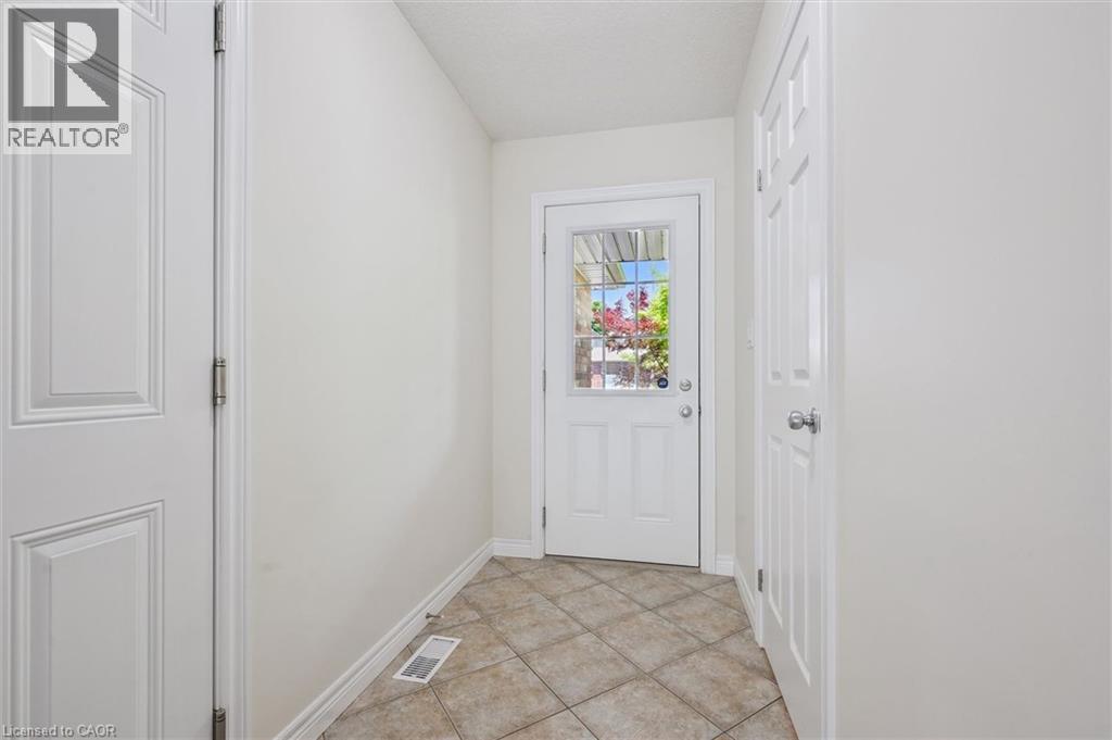 86 Upper Mercer Street, Kitchener, Ontario  N2A 4N1 - Photo 7 - 40833512