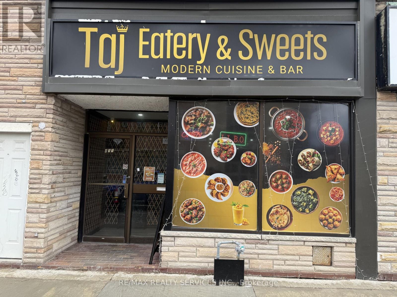 411 DUNDAS STREET, Woodstock, Ontario