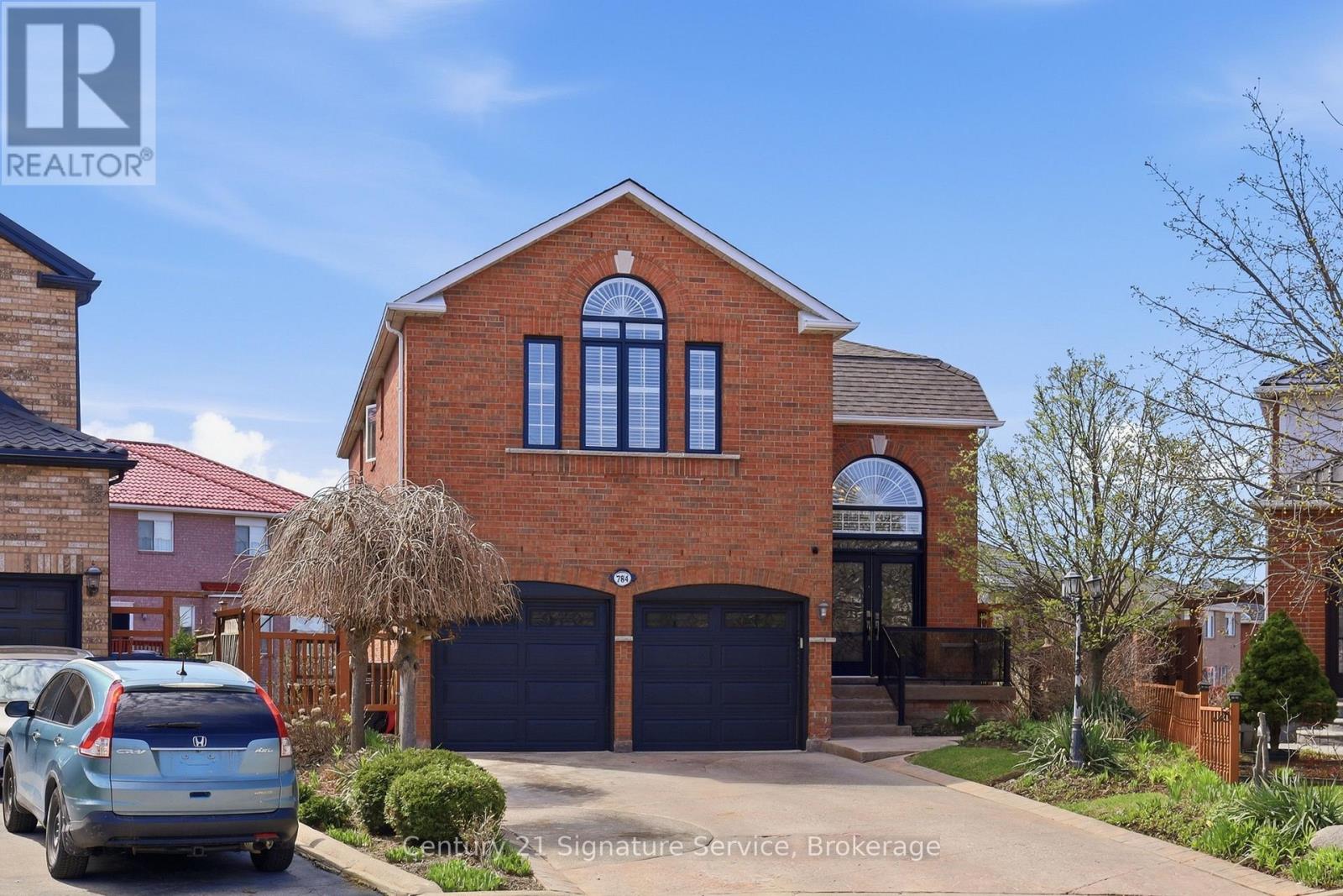 784 AVONSHIRE COURT, Mississauga, Ontario