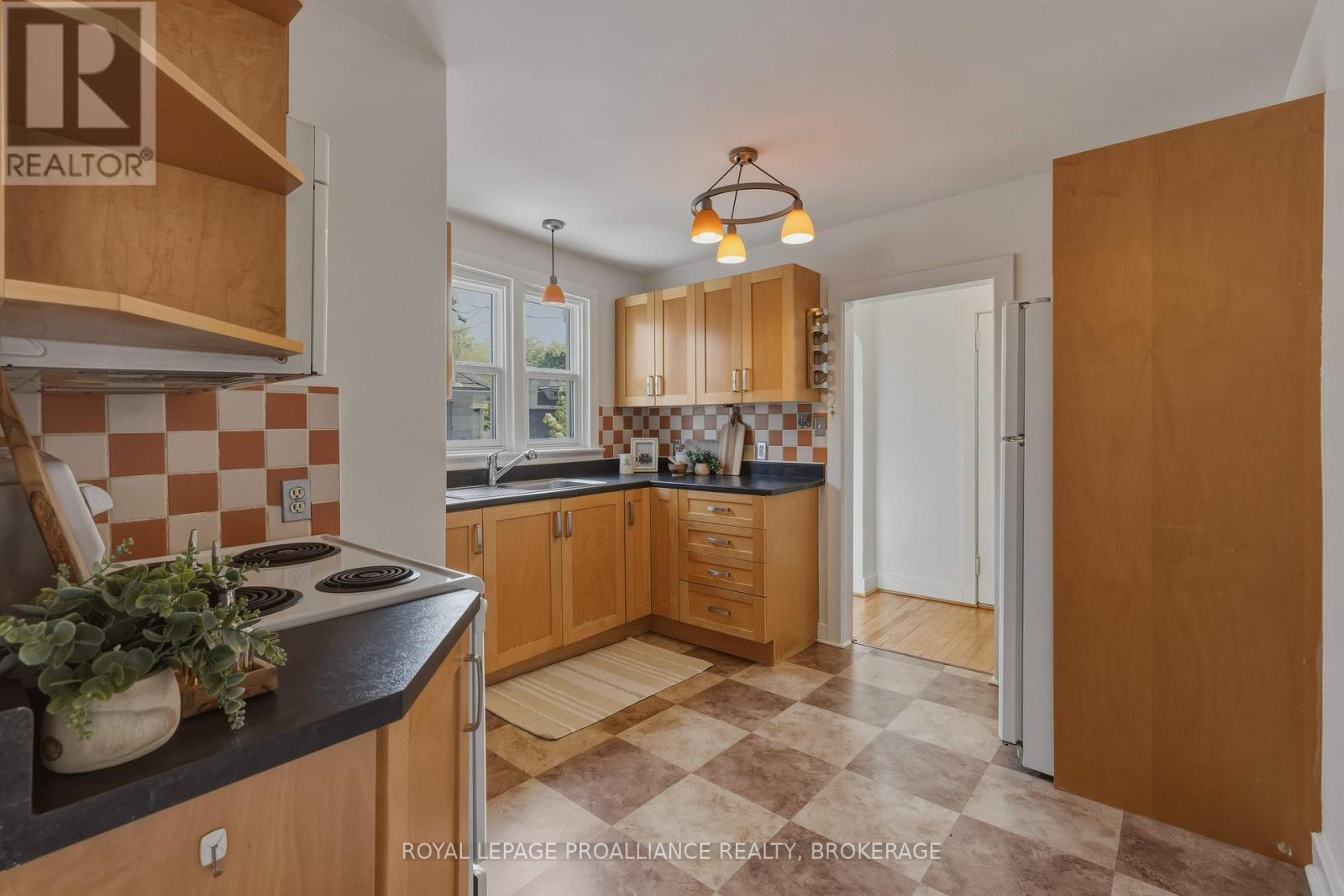 59 Beverley Street, Kingston, Ontario  K7L 3Y5 - Photo 13 - X13242444