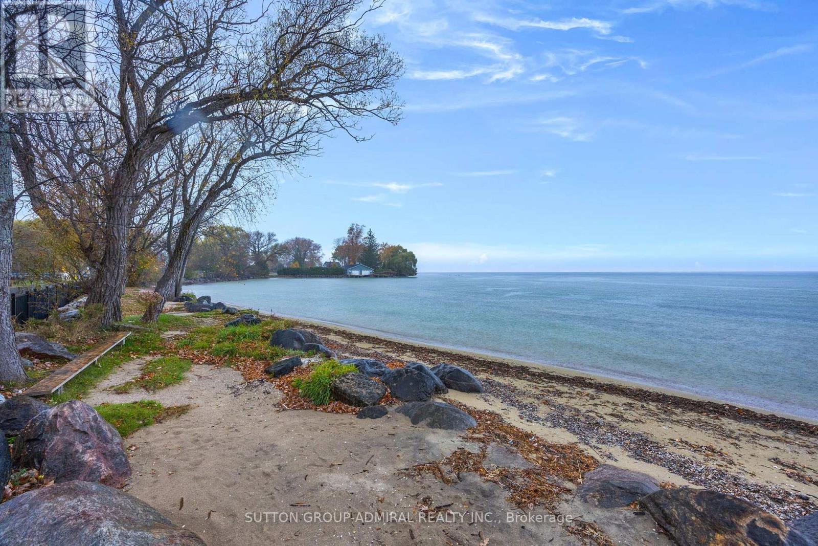 815 Lagoon Drive, Georgina, Ontario  L0E 1S0 - Photo 6 - N12910312