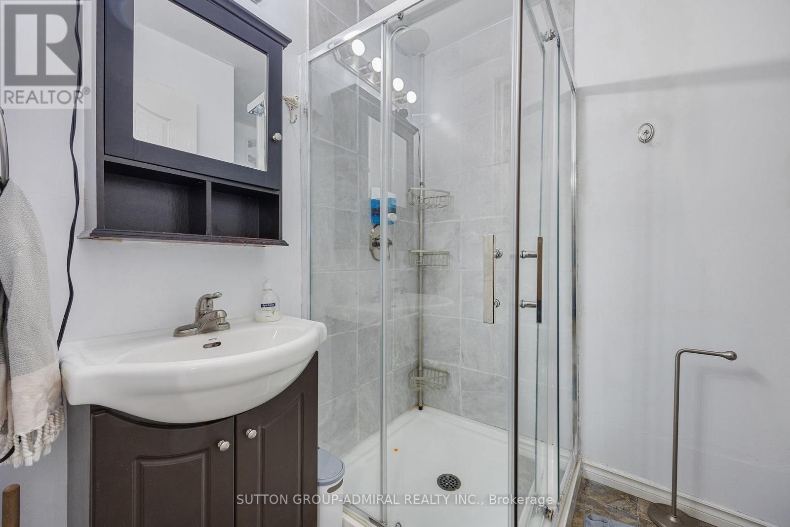 815 Lagoon Drive, Georgina, Ontario  L0E 1S0 - Photo 38 - N12910312
