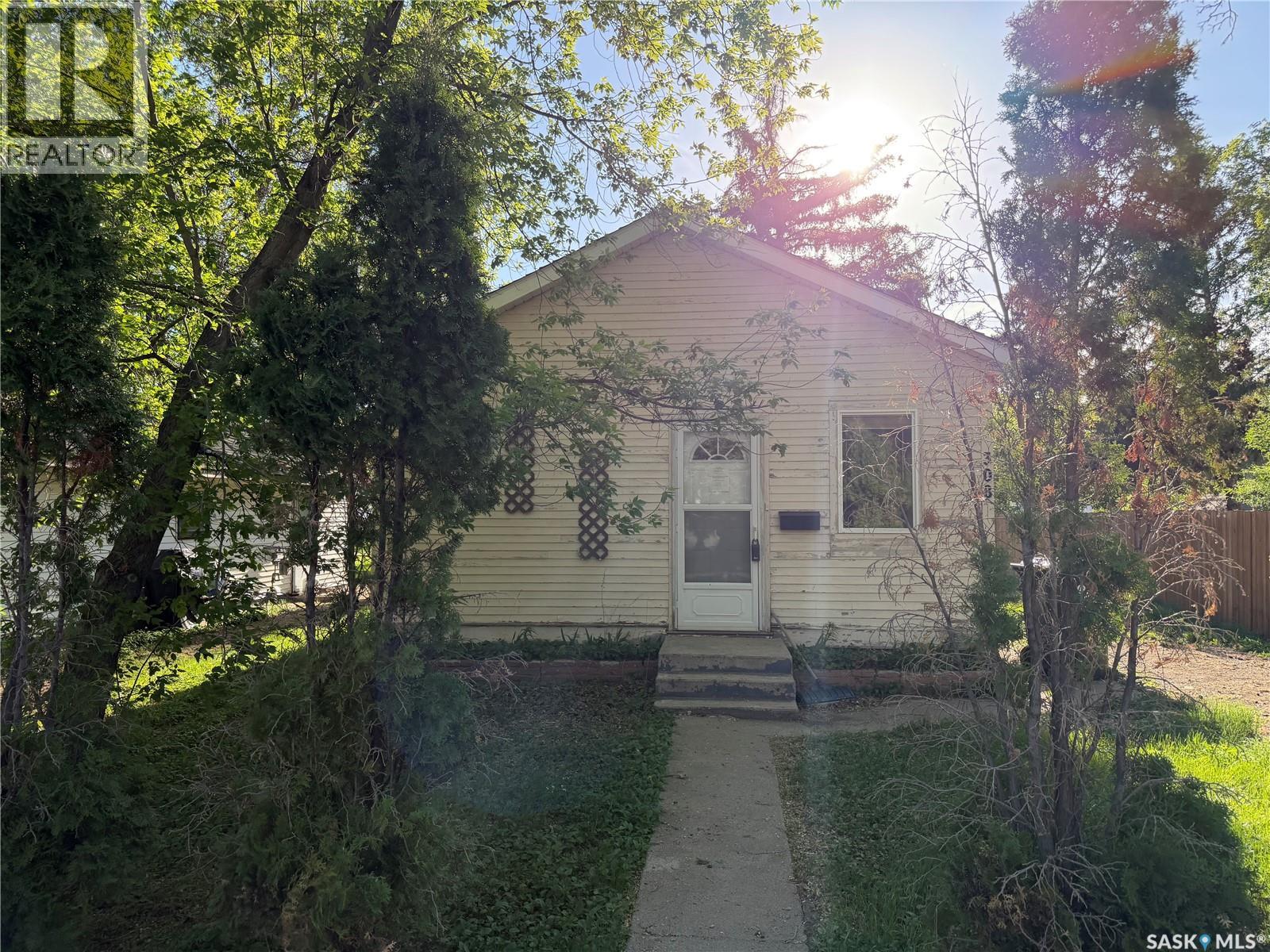308 1st STREET E, Delisle, Saskatchewan