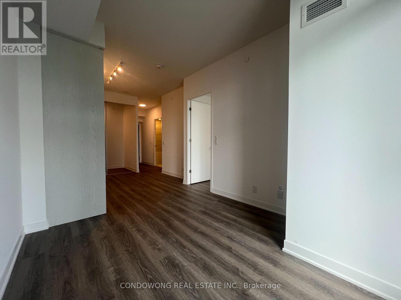 3209 - 180 Front Street E, Toronto, Ontario  M5A 0A9 - Photo 11 - C13242264