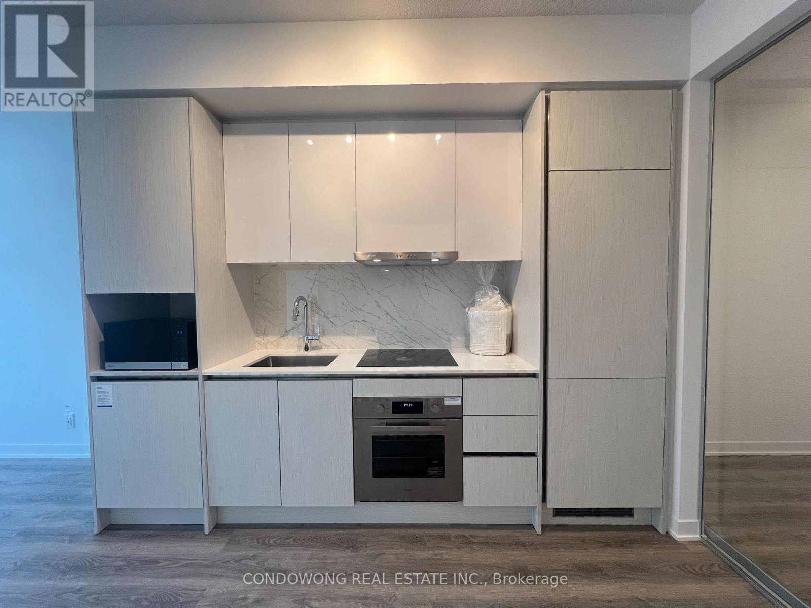 3209 - 180 Front Street E, Toronto, Ontario  M5A 0A9 - Photo 6 - C13242264