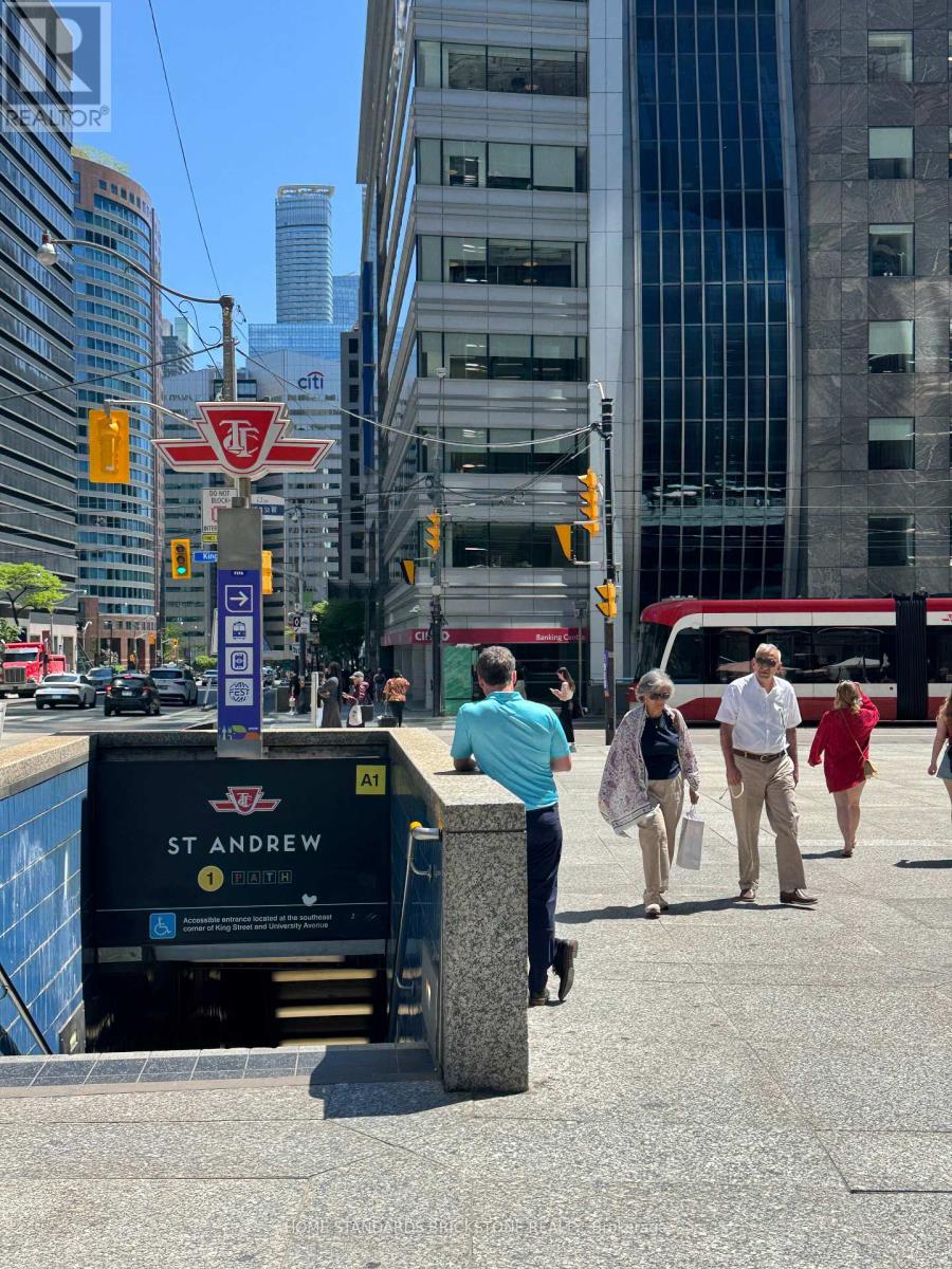 G20 - 181 University Avenue, Toronto, Ontario  M5H 3M7 - Photo 9 - C13242454