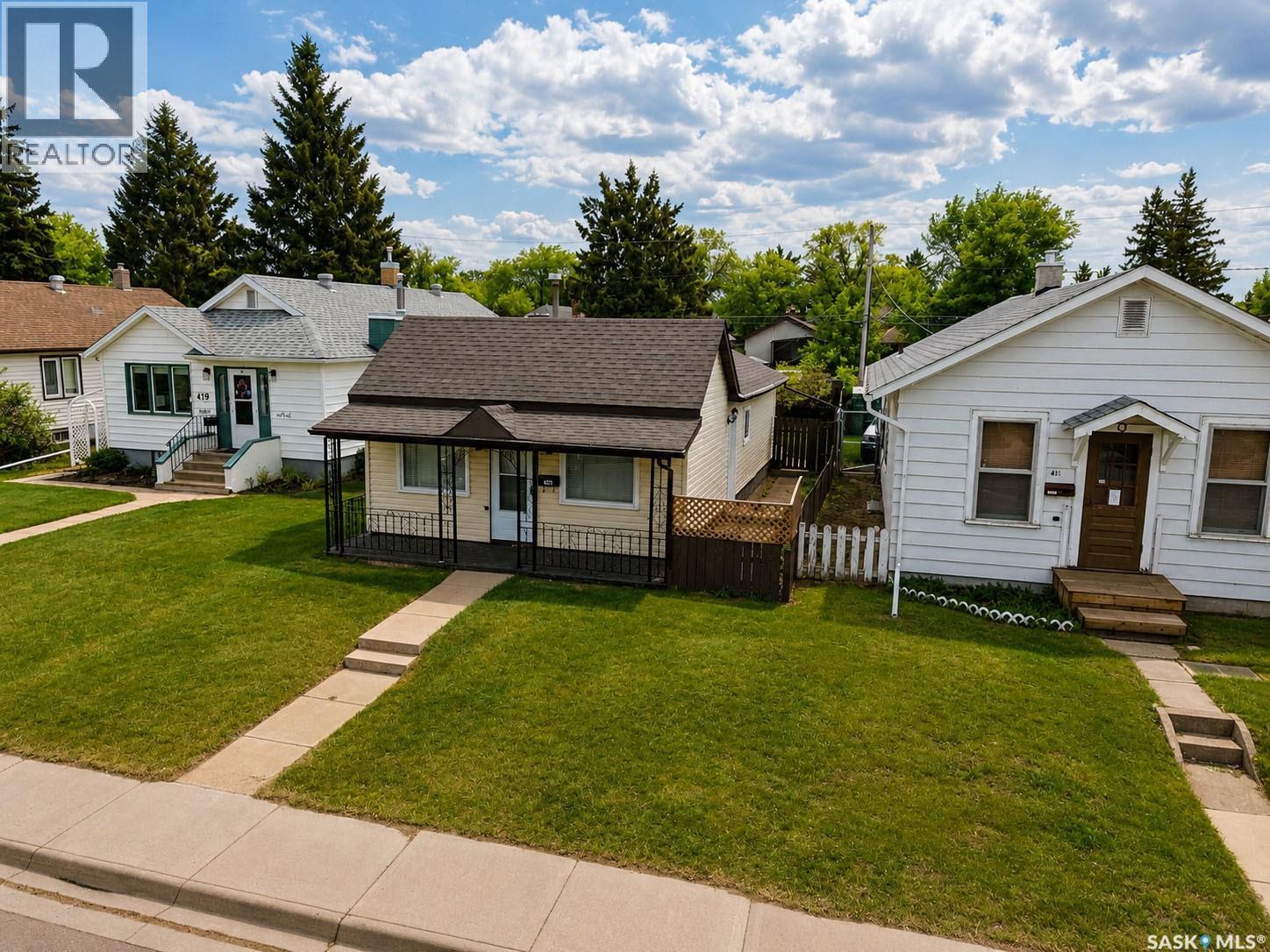 415 8th STREET E, Prince Albert, Saskatchewan