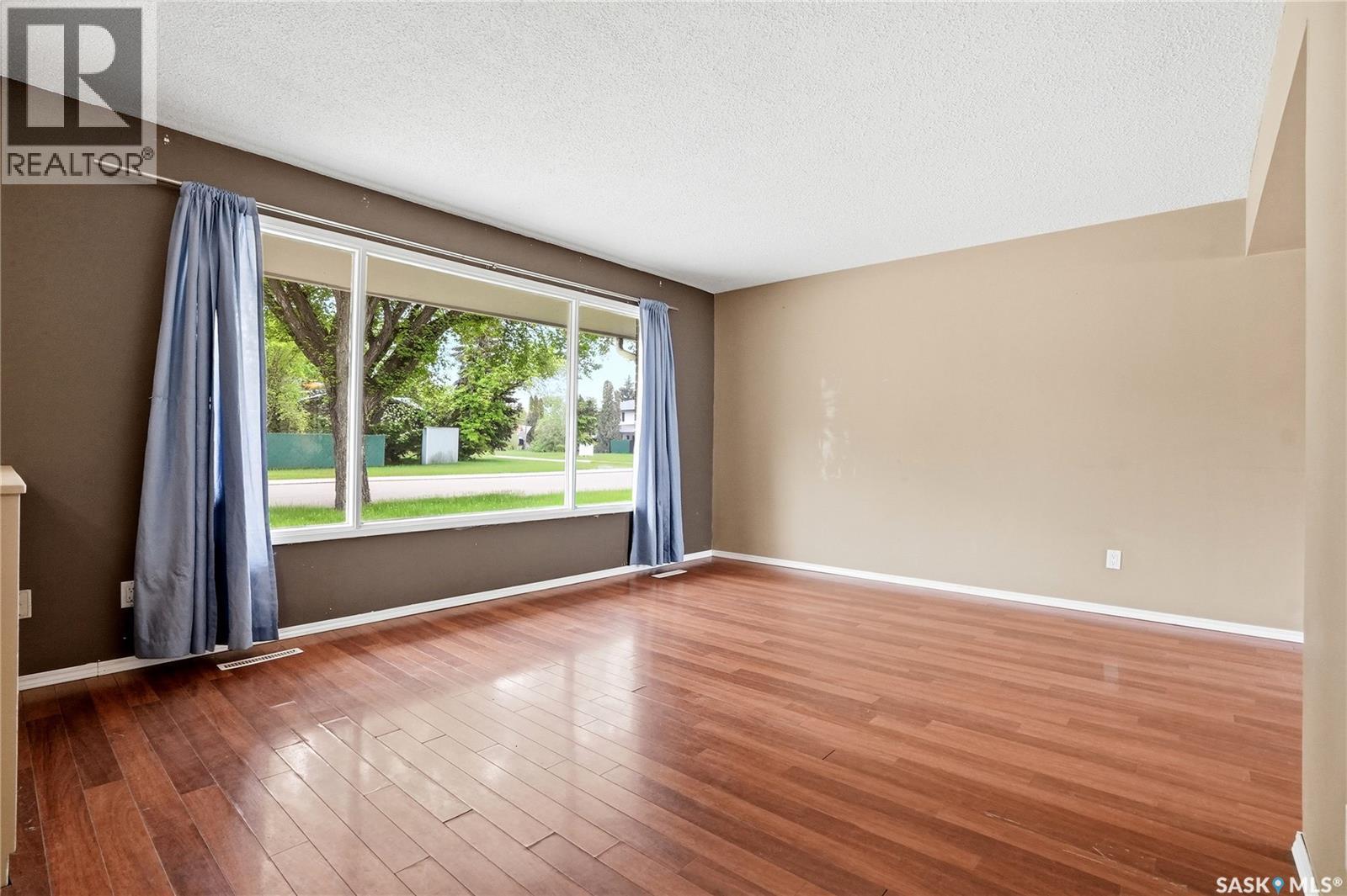 68 Carleton Drive, Saskatoon, Saskatchewan  S7H 3N6 - Photo 8 - SK038287