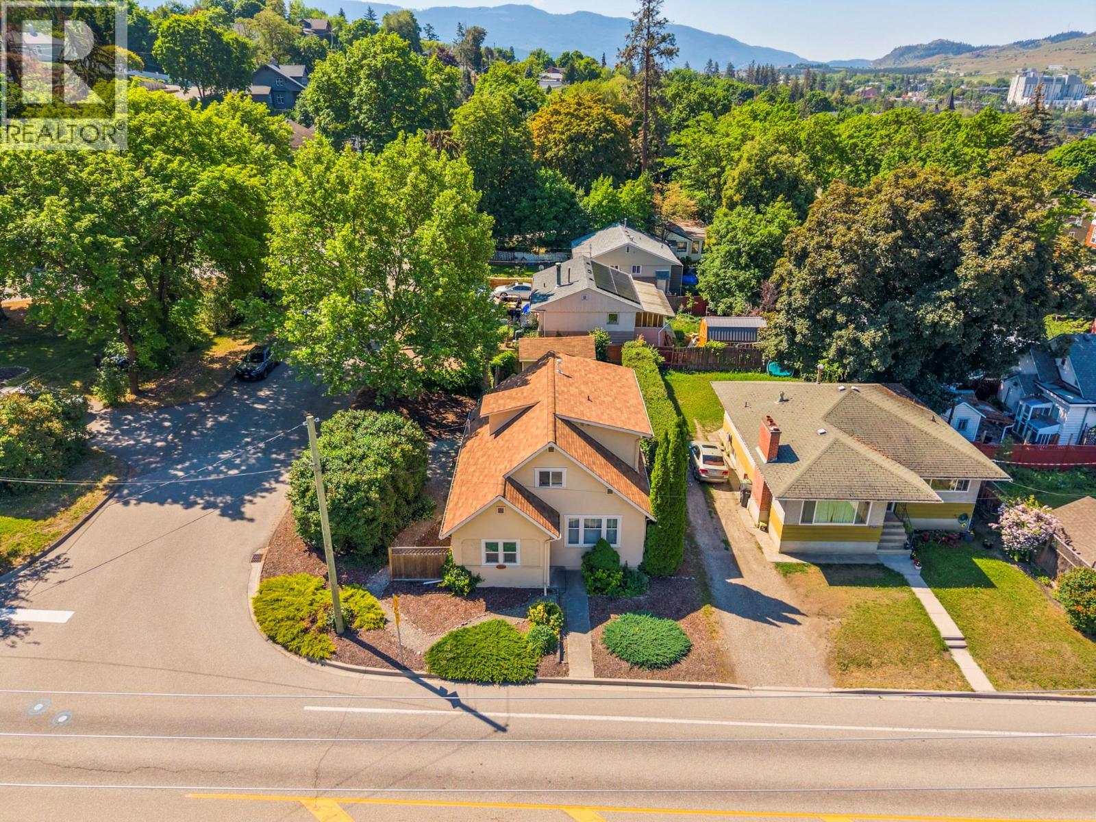 2400 32 Avenue, Vernon, British Columbia  V1T 2K6 - Photo 39 - 10388291