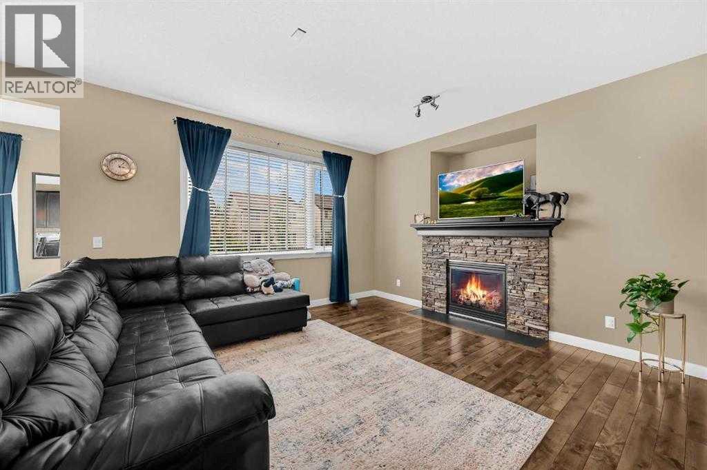 3 Sunset Court, Cochrane, Alberta  T4C 0G3 - Photo 10 - A2317743