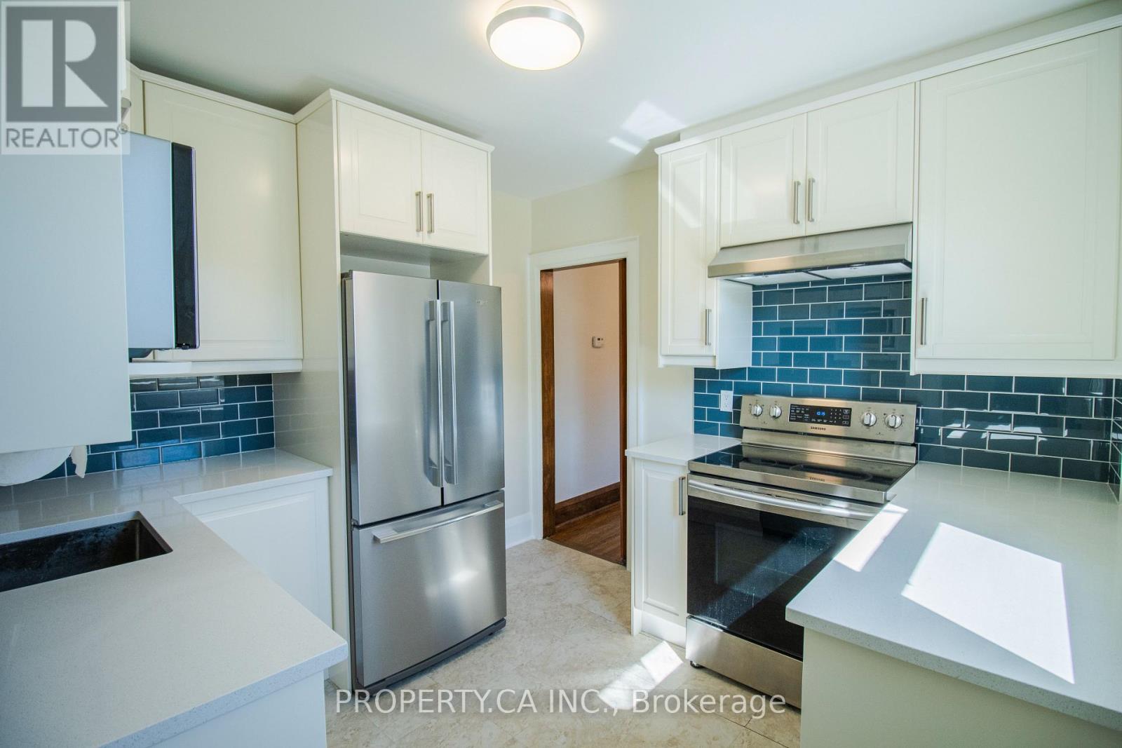 482 Donlands Avenue, Toronto, Ontario  M4J 3S6 - Photo 17 - E13242394