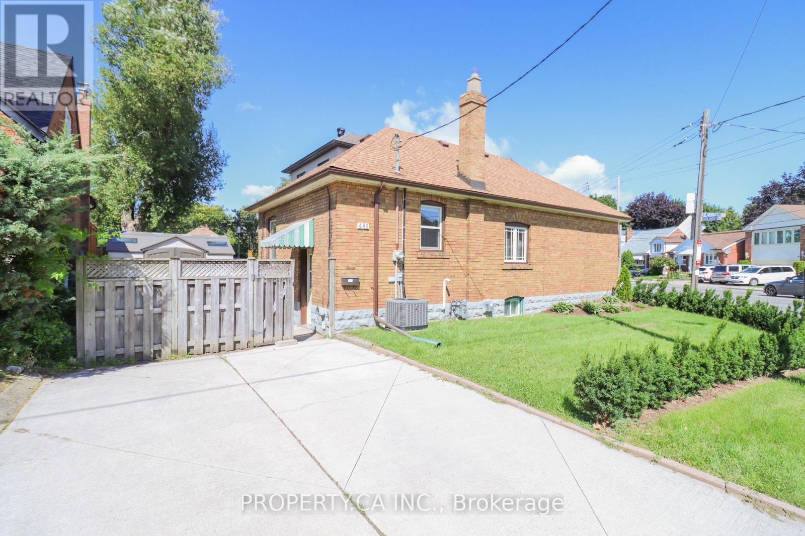482 Donlands Avenue, Toronto, Ontario  M4J 3S6 - Photo 22 - E13242394