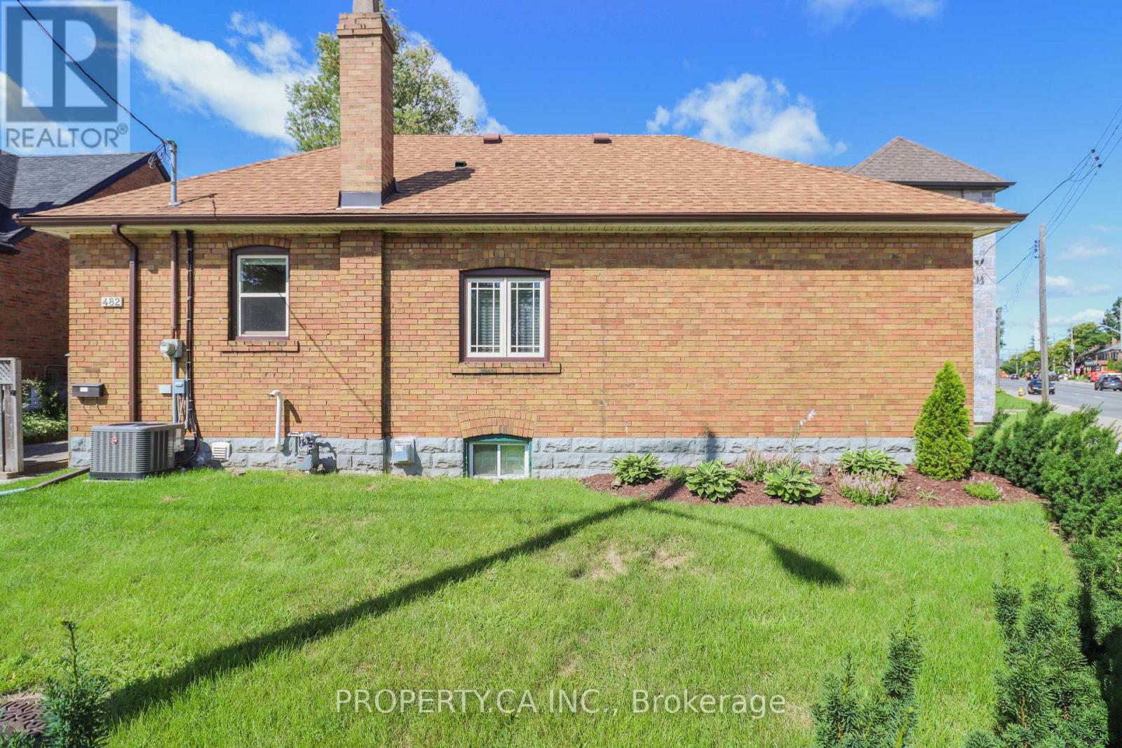 482 Donlands Avenue, Toronto, Ontario  M4J 3S6 - Photo 23 - E13242394
