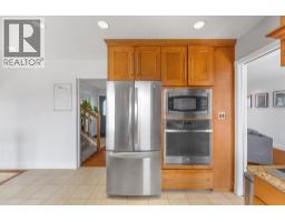 2545 Crestview Road, West Kelowna, British Columbia  V1Z 1Z4 - Photo 15 - 10389705