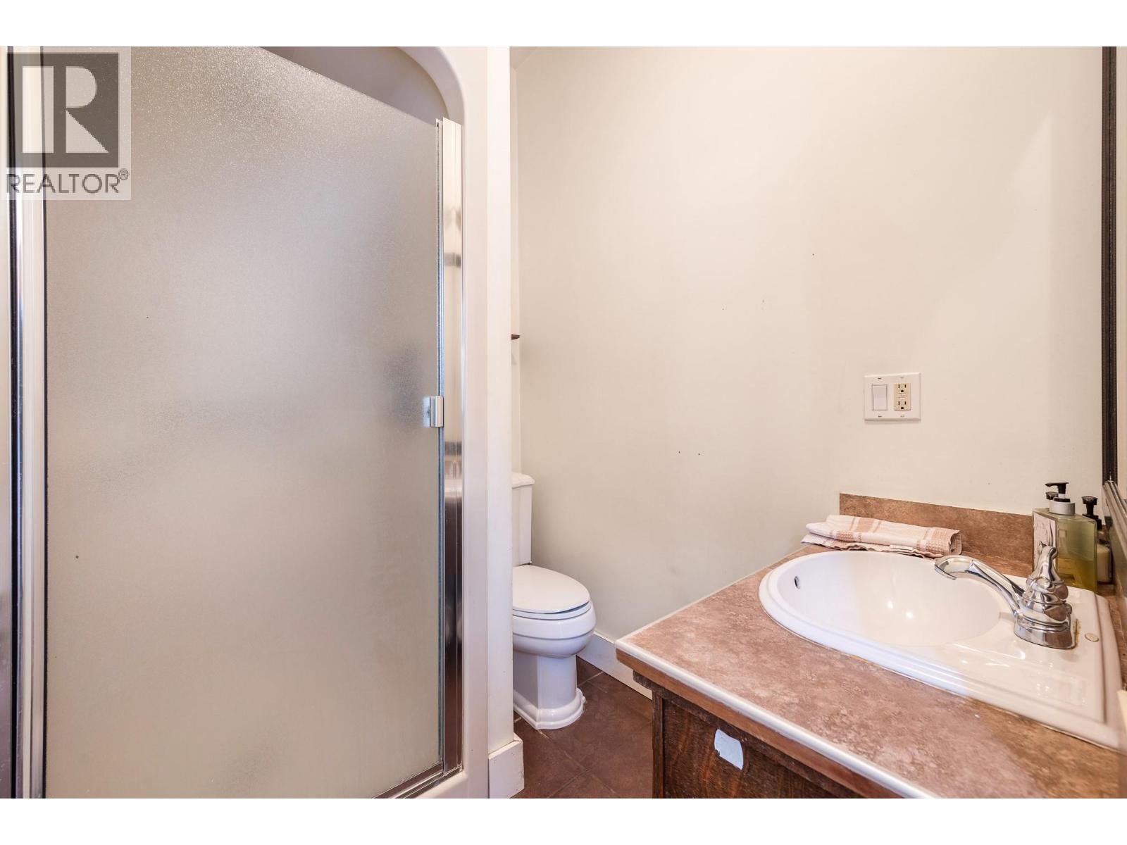 3601 27th Street, Vernon, British Columbia  V1T 4X2 - Photo 16 - 10390034