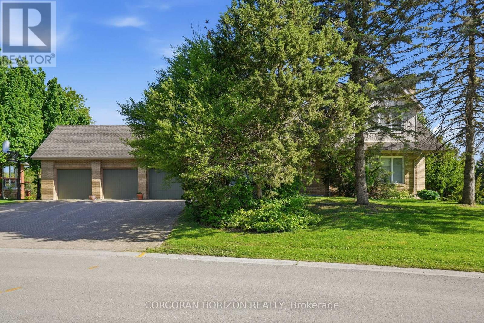 18 Curtis Crescent, King, Ontario  L7B 1C3 - Photo 1 - N13242386