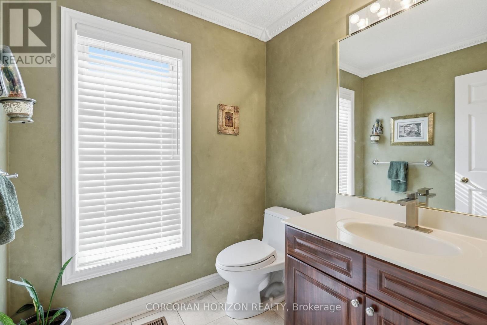 18 Curtis Crescent, King, Ontario  L7B 1C3 - Photo 25 - N13242386