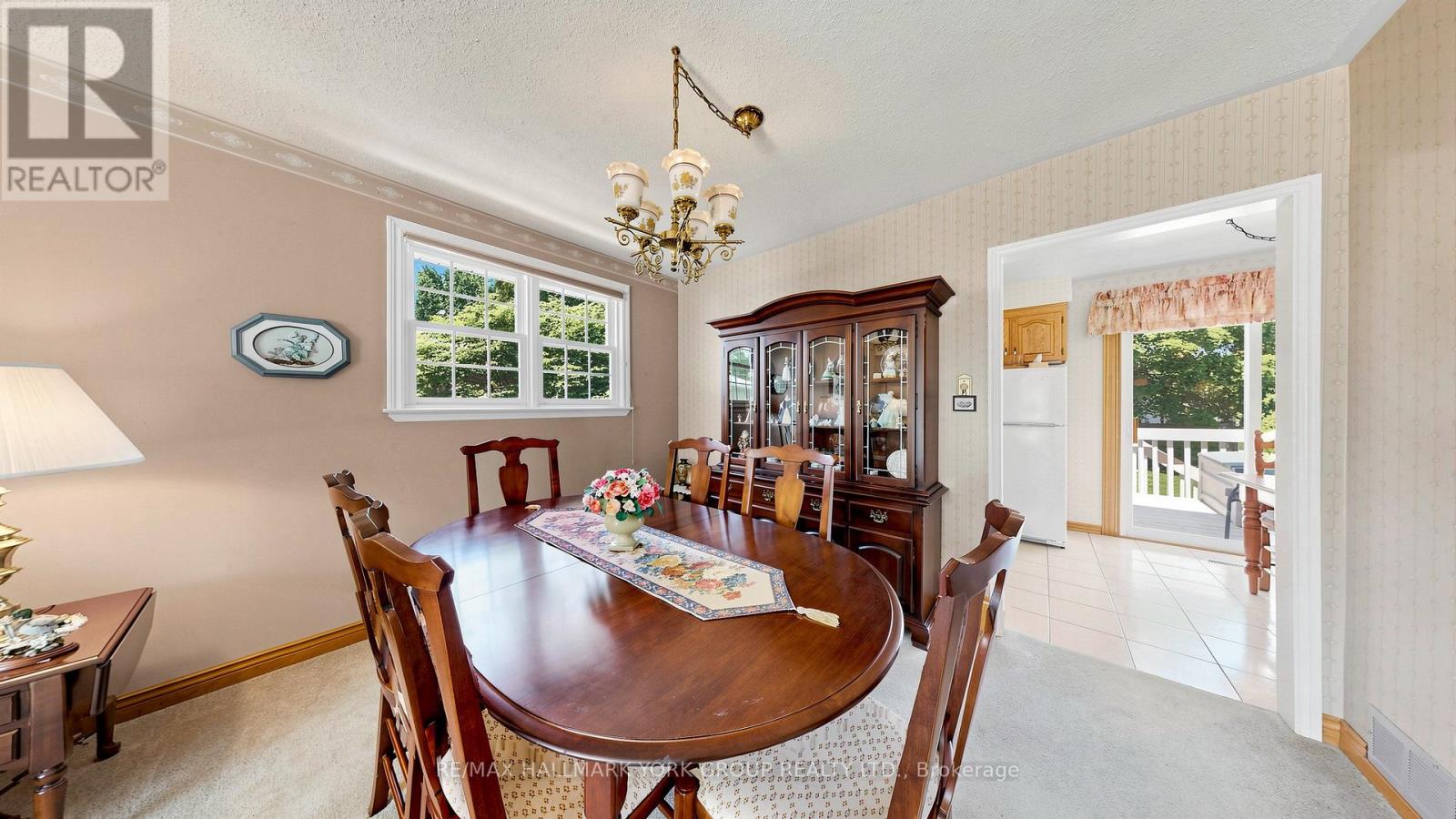 24 Devins Drive, Aurora, Ontario  L4G 2Z1 - Photo 11 - N13242488