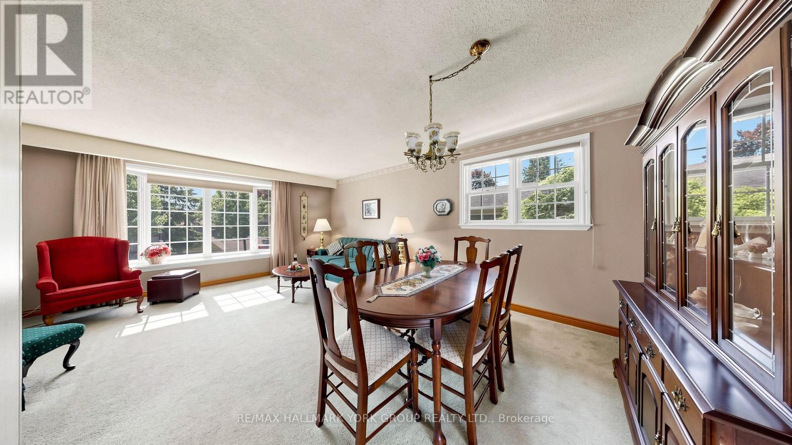 24 Devins Drive, Aurora, Ontario  L4G 2Z1 - Photo 12 - N13242488