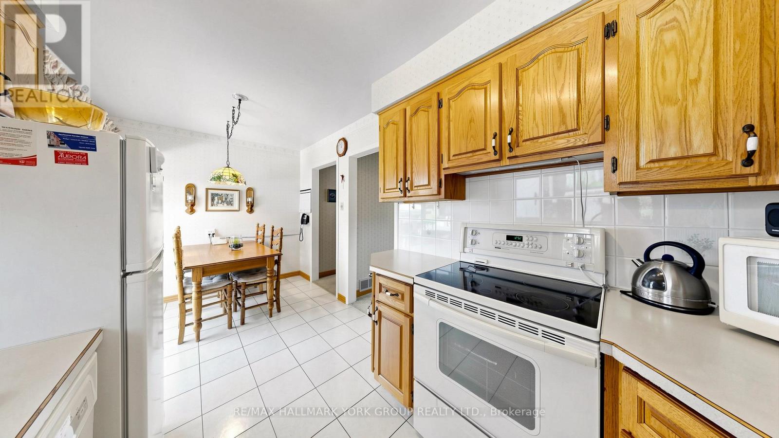 24 Devins Drive, Aurora, Ontario  L4G 2Z1 - Photo 15 - N13242488