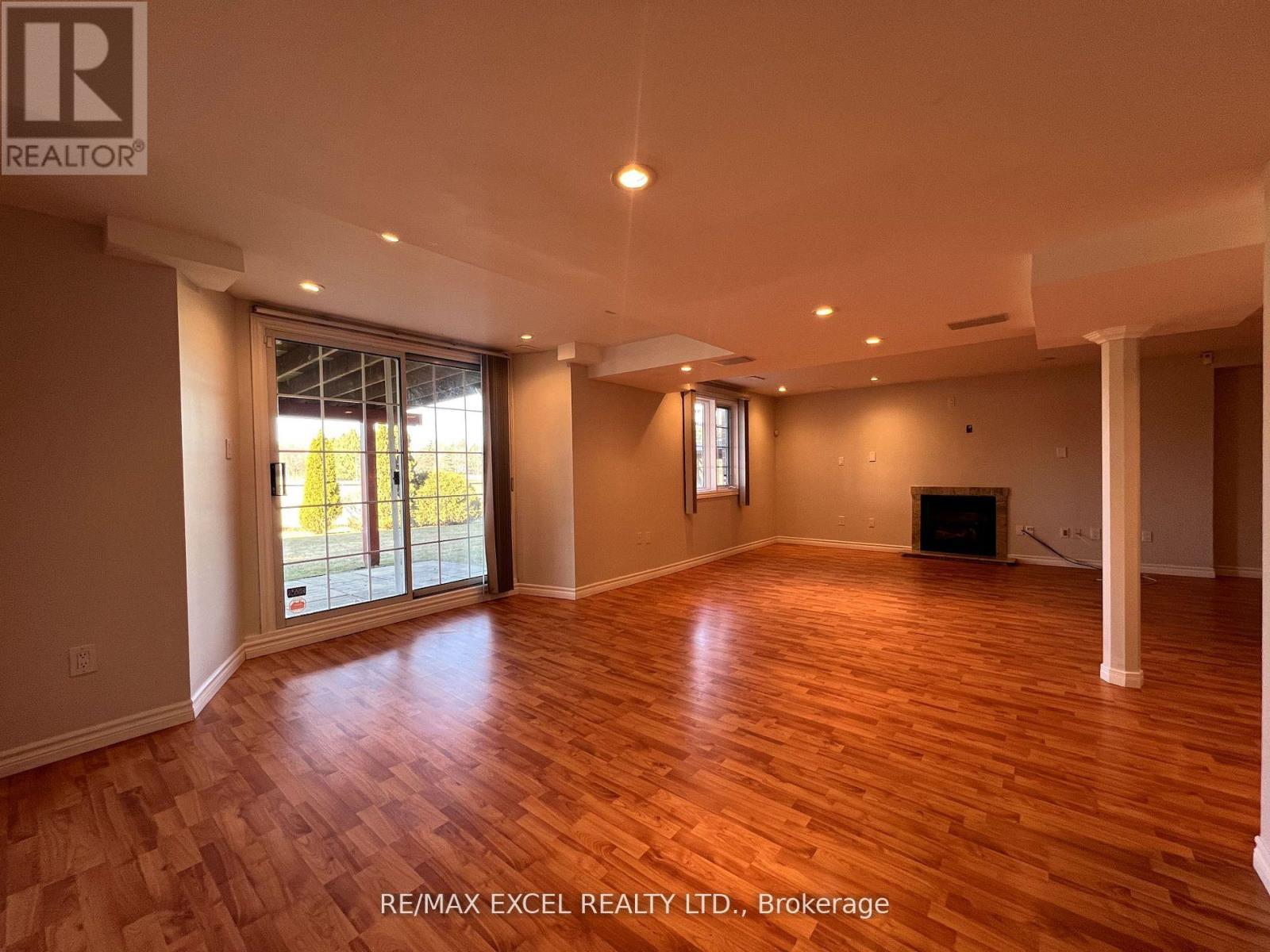 330 Calvert Road, Markham, Ontario  L6C 1Y2 - Photo 5 - N13228444