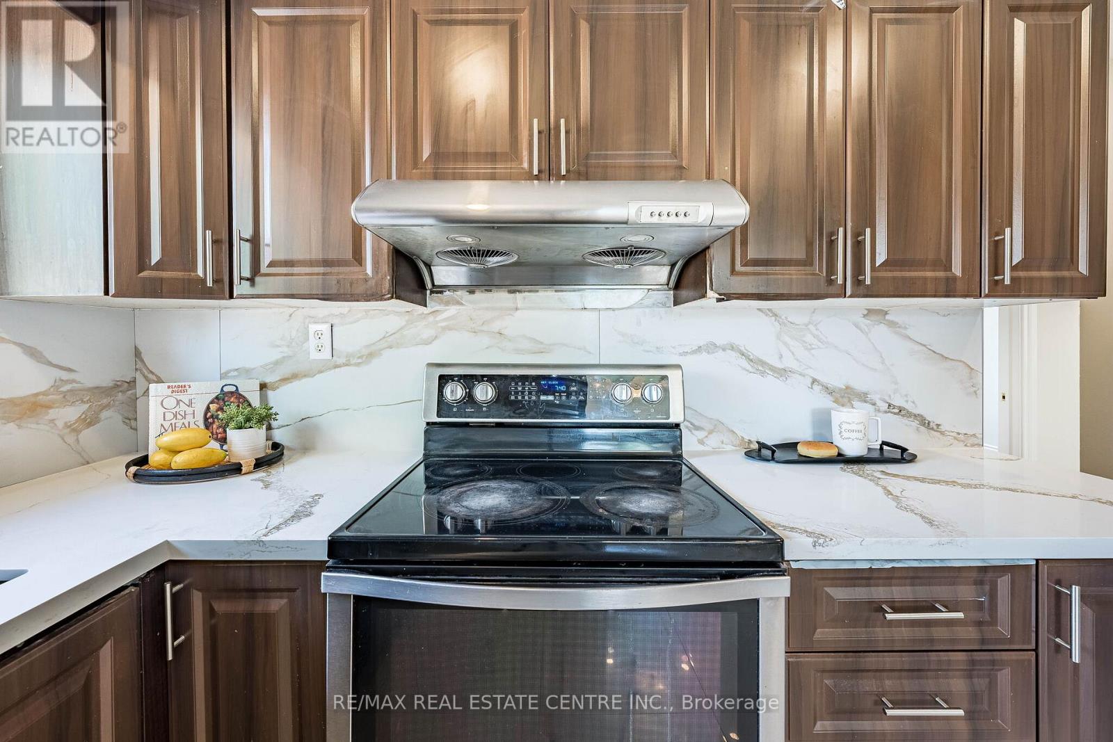 2 Milner Road, Brampton, Ontario  L6W 3A5 - Photo 18 - W13241512
