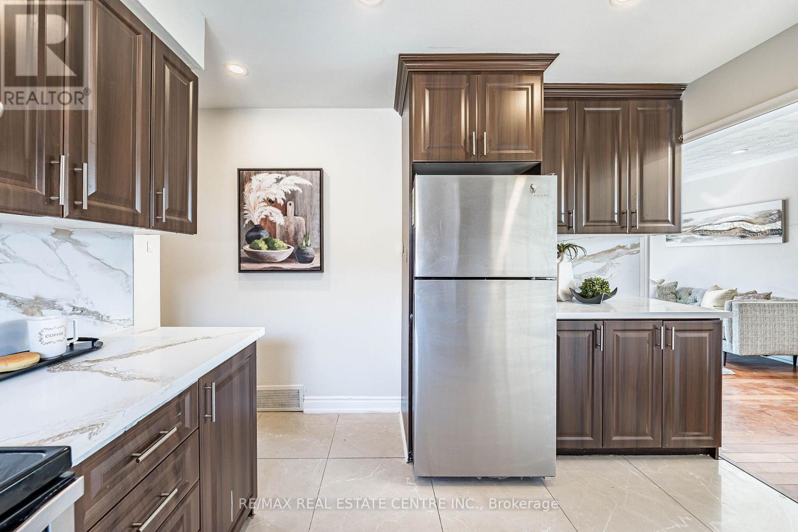 2 Milner Road, Brampton, Ontario  L6W 3A5 - Photo 19 - W13241512