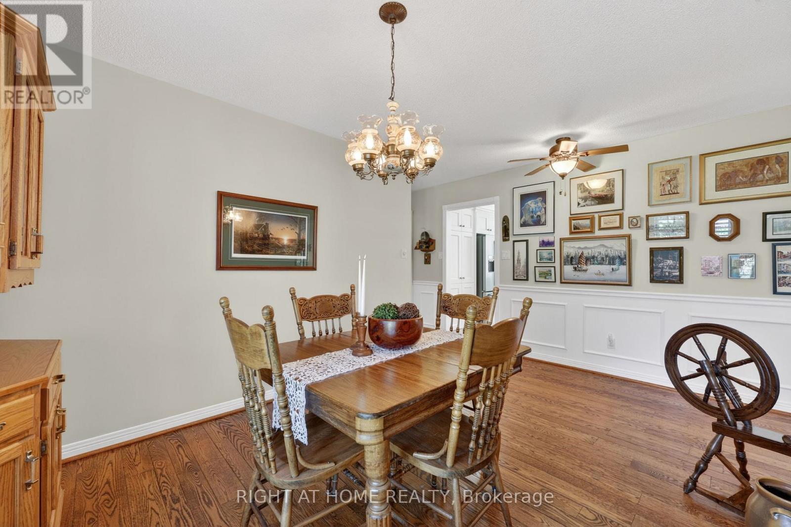 23 Holloway Lane, Springwater, Ontario  L9X 0M7 - Photo 14 - S13242236