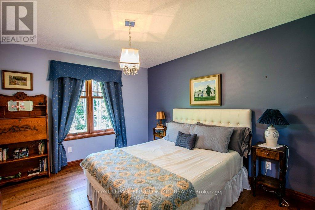 7 Nevis Ridge Drive, Oro-Medonte, Ontario  L0L 1T0 - Photo 17 - S13242392