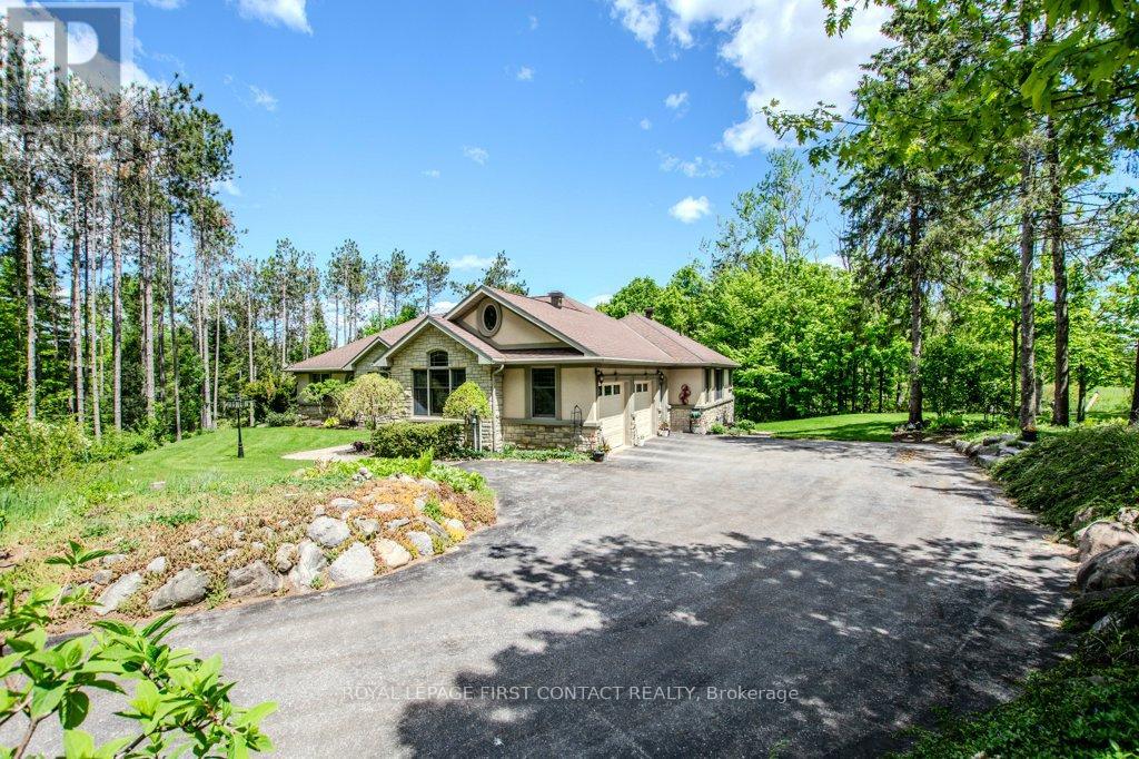 7 Nevis Ridge Drive, Oro-Medonte, Ontario  L0L 1T0 - Photo 3 - S13242392