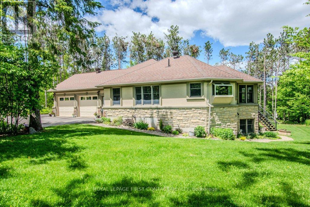 7 Nevis Ridge Drive, Oro-Medonte, Ontario  L0L 1T0 - Photo 4 - S13242392