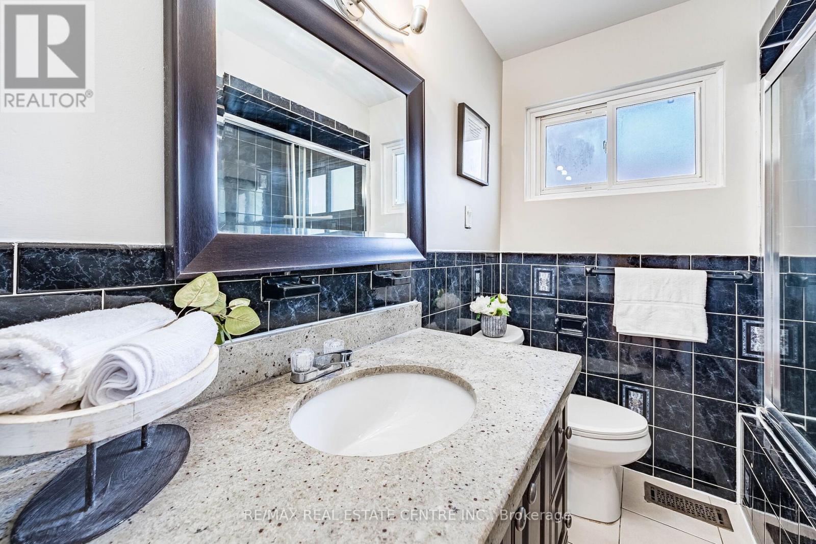 2 Milner Road, Brampton, Ontario  L6W 3A5 - Photo 27 - W13241512
