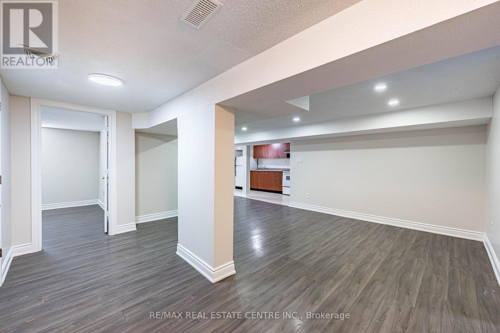 2 Milner Road, Brampton, Ontario  L6W 3A5 - Photo 32 - W13241512