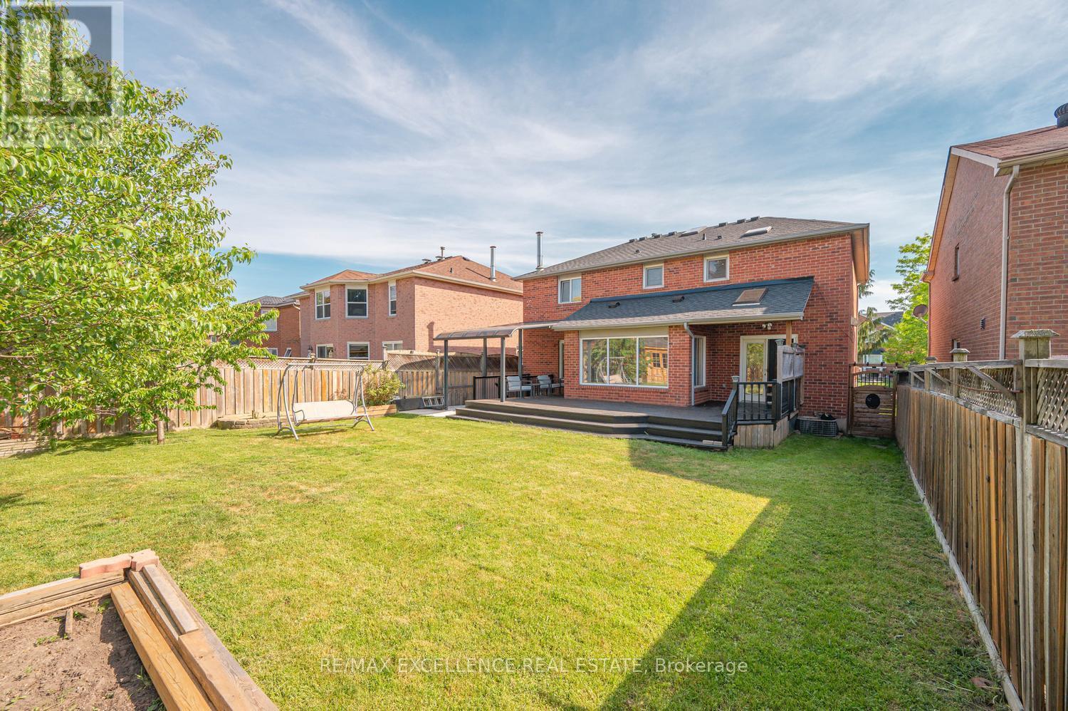24 Lilly Crescent, Brampton, Ontario  L6Y 3K3 - Photo 31 - W13242224
