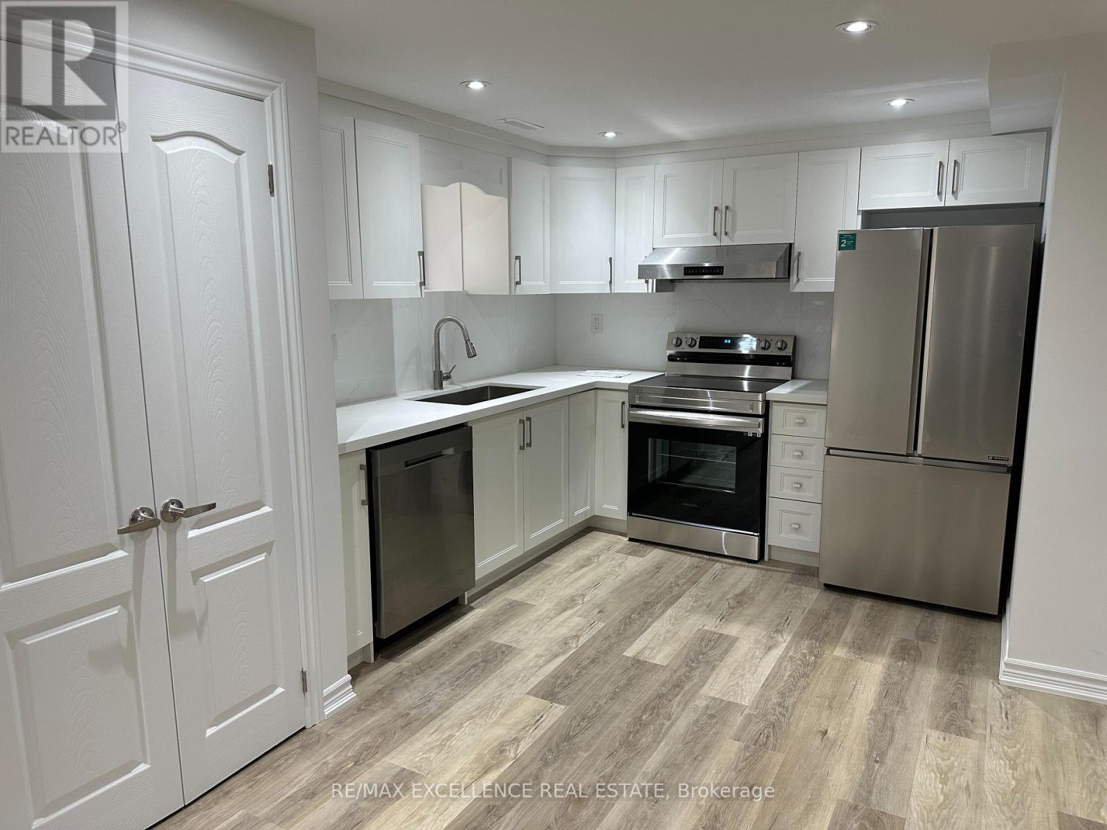 24 Lilly Crescent, Brampton, Ontario  L6Y 3K3 - Photo 34 - W13242224