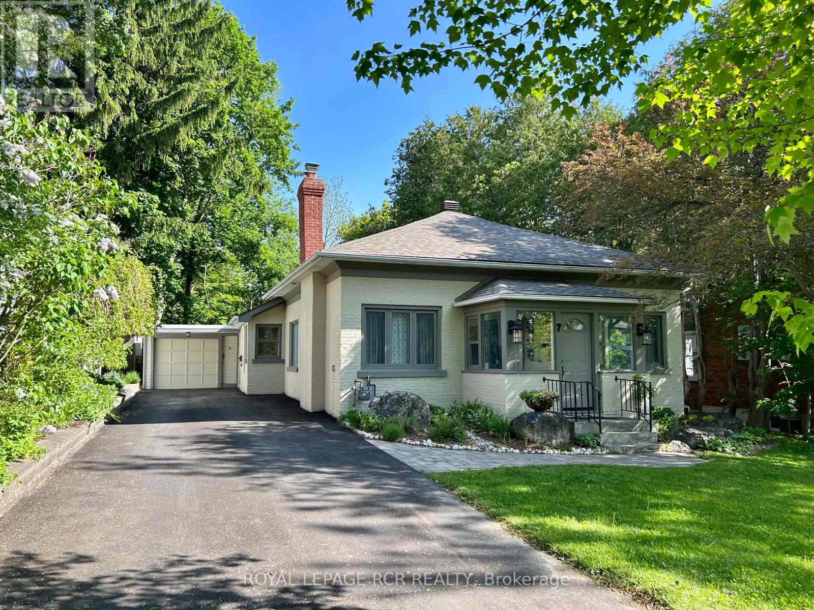 7 Third Avenue, Orangeville, Ontario  L9W 1G8 - Photo 2 - W13242230