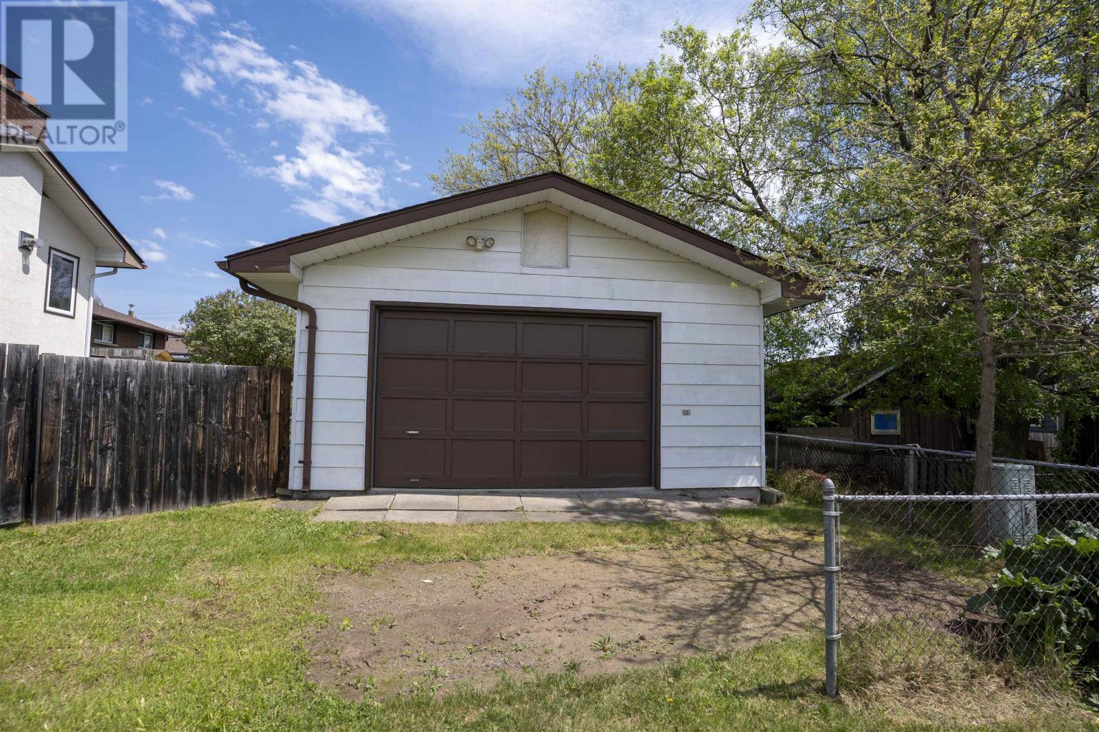 381 Hallam St, Thunder Bay, Ontario  P7A 1M2 - Photo 47 - TB2601351