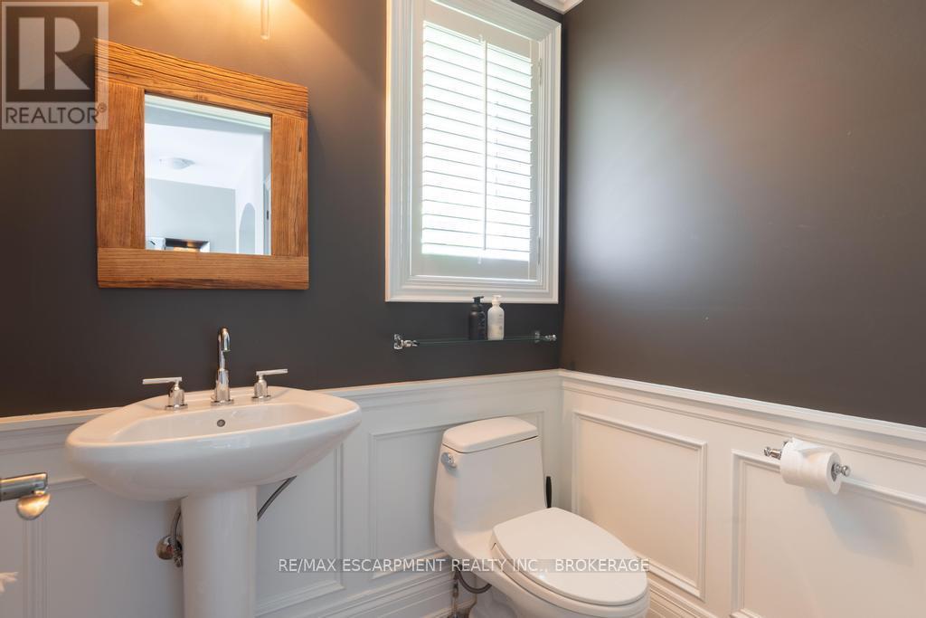 2291 North Ridge Trail, Oakville, Ontario  L6H 0C4 - Photo 20 - W13242676