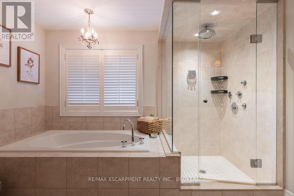 2291 North Ridge Trail, Oakville, Ontario  L6H 0C4 - Photo 25 - W13242676